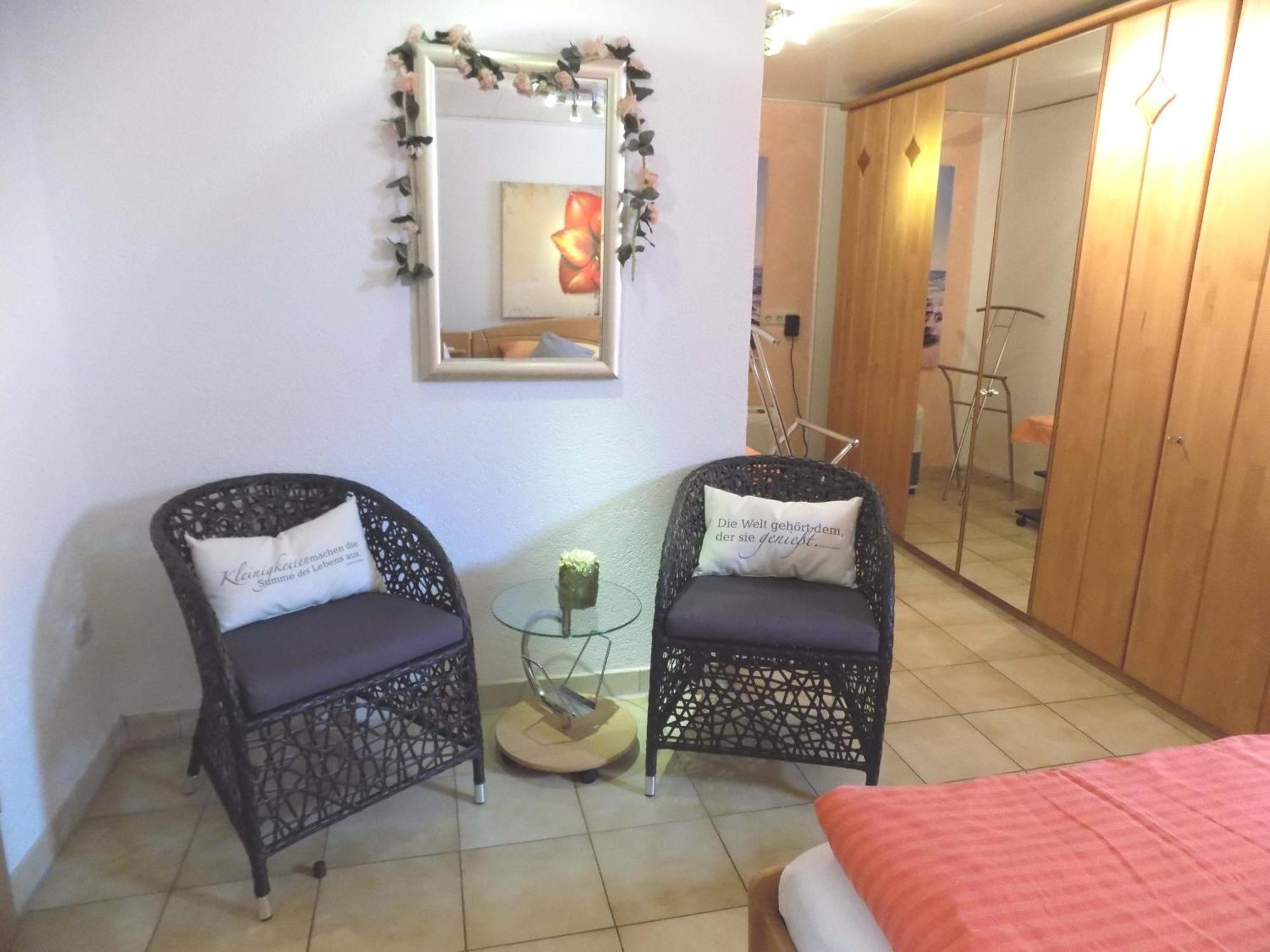 Haus Alexandra Appartement Schoneberg  Buitenkant foto